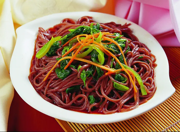 酸辣蕨根    粉