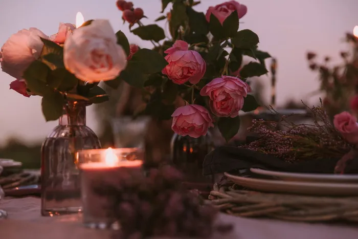 浪漫水培玫瑰插花图片