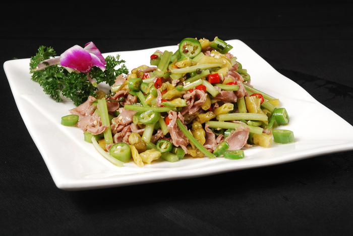 川菜湘菜高清菜谱 小椒爆鸡胗