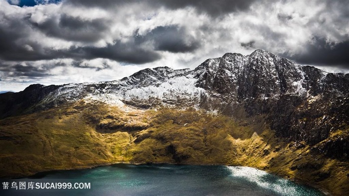 雪山湖畔美景壁纸