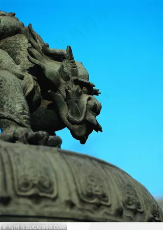 传统工艺品-麒麟尾部特写