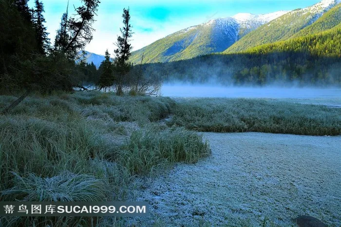 新疆阿勒泰神仙湾优美的雪景