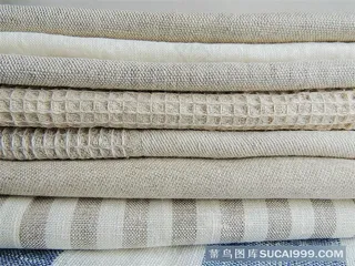 摆的很整齐的布匹