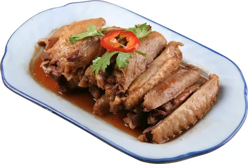 2卤水凤翅-乡村小镇