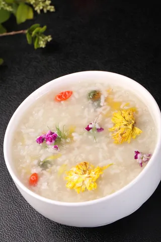 蜂蜜菊花粥