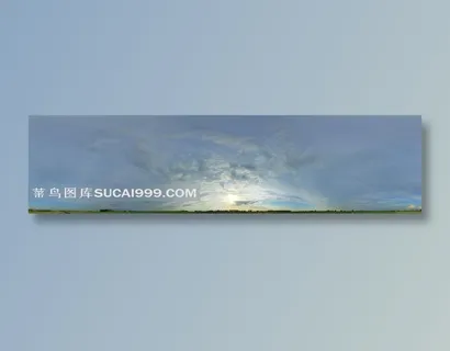 晴朗的天空中有呈弧线的云