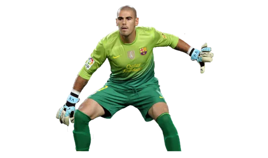 足球运动员踢球射门免抠