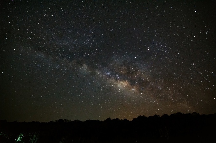 深色的星空图片
