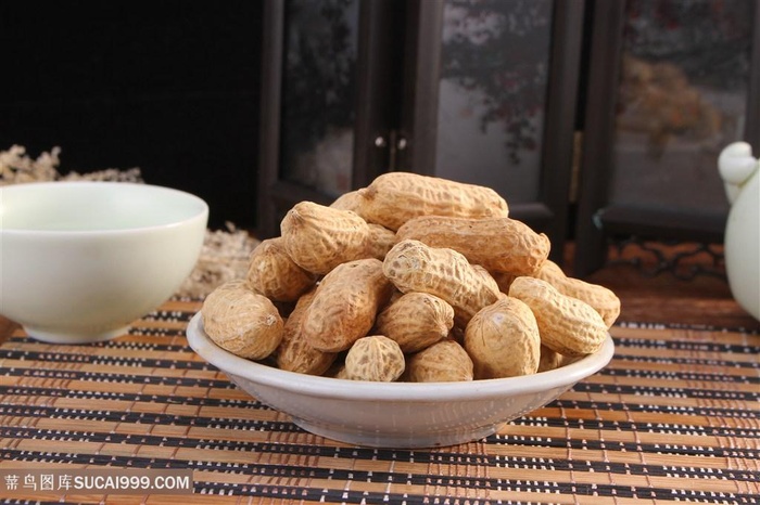 唯美素食花生图片