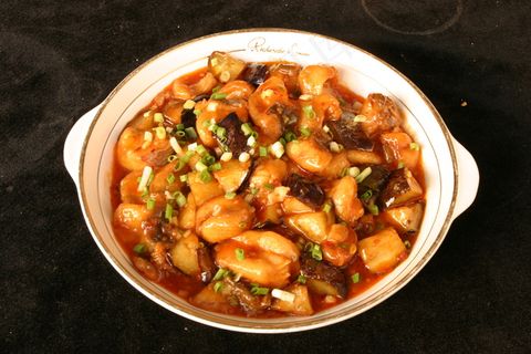 粤菜1461金盆鲢鱼