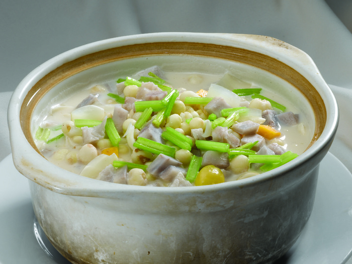 CXC06013香芋茨实煲