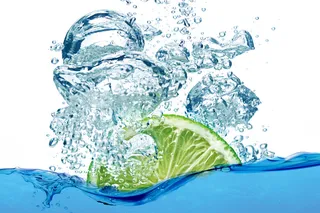 夏季凉爽水背景