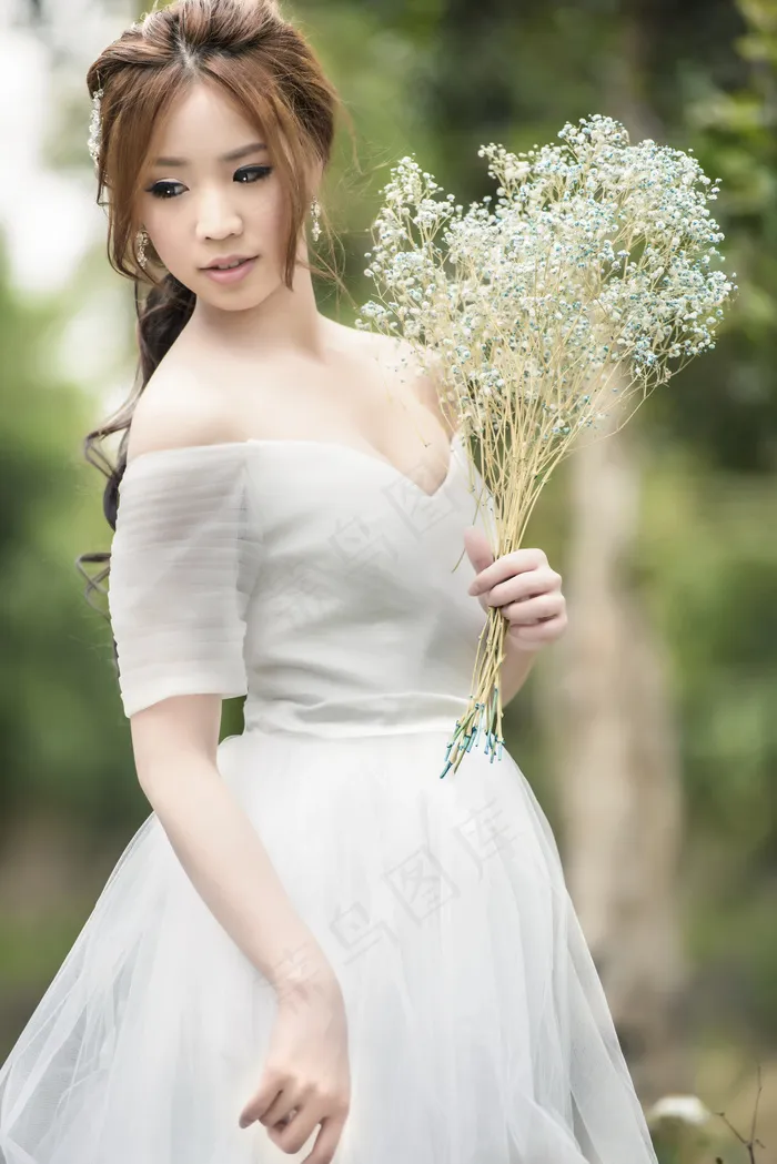 清新唯美可爱的女孩摄影图片