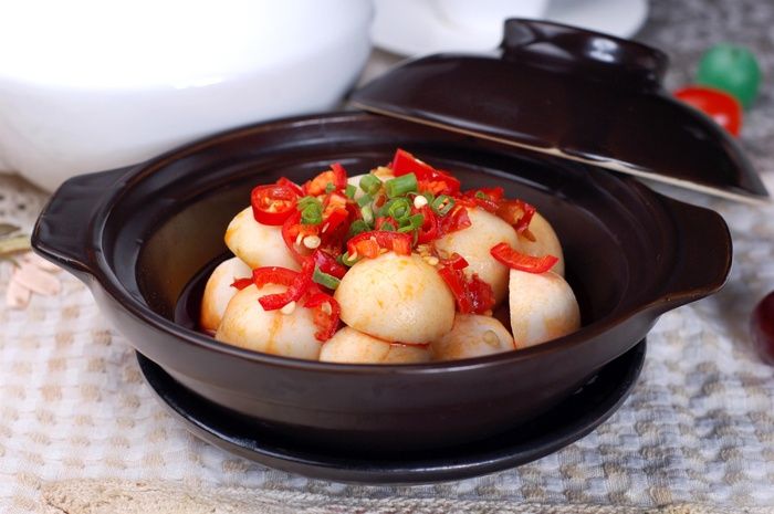 砂锅石锅美食煲类特色菜钵仔菜-剁椒小芋头