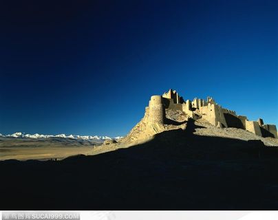 西藏古迹遗址-美丽的西藏岗巴古堡