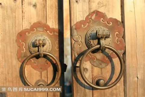 门上的圆形把手
