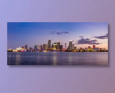 蓝紫色天空下的城市高清摄影图 蓝紫色天空下的城市高清摄影图