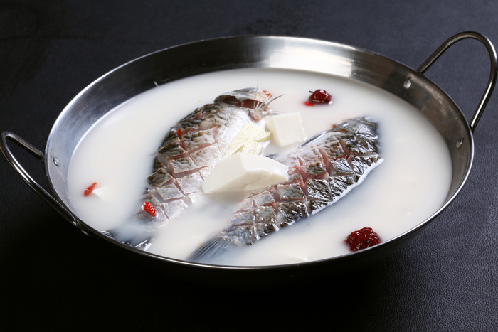 G00216锅仔鲫鱼炖豆腐