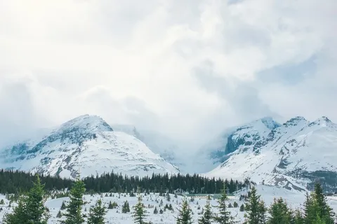 山水冬天白云风景 山水冬天白云风景