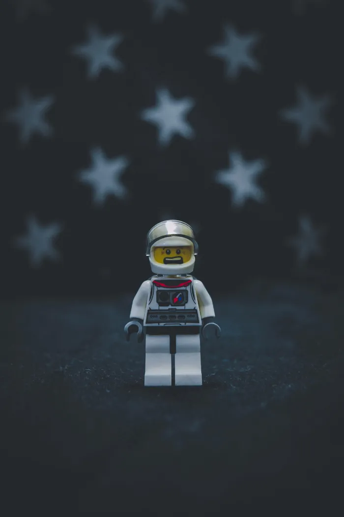 卡通机器人玩具图片