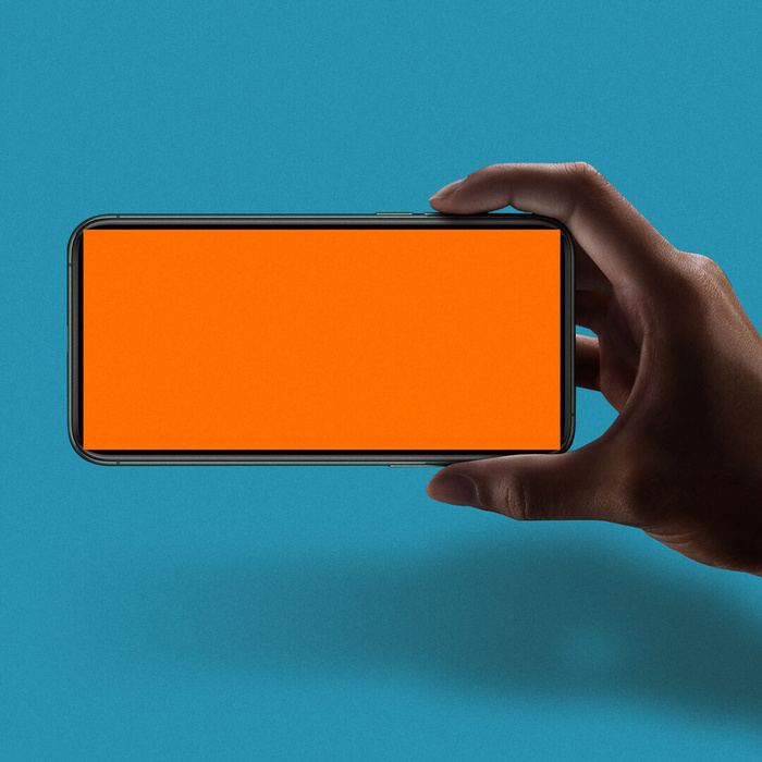 右手手持苹果手机拍照展示样机