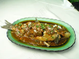 2914盐酸菜干烧鱼1