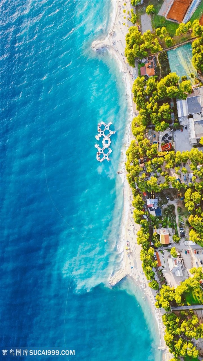 俯视海滨度假区风光