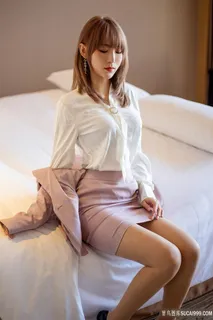 高清性感粉嫩美女制服诱惑周慕汐