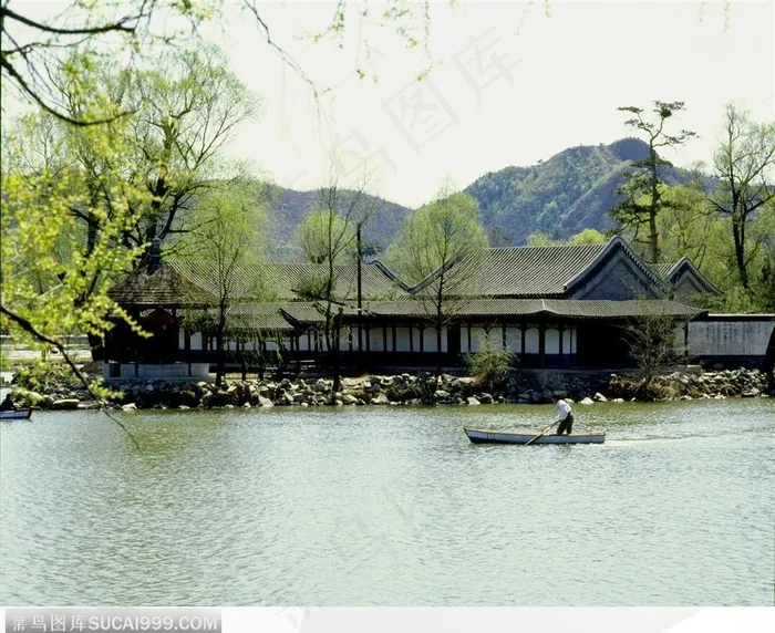 承德避暑山庄-幽静的湖泊