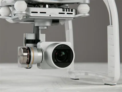 空中飞行的无人机图片 空中飞行的无人机图片