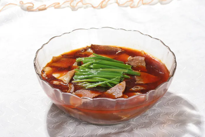  脆笋香干炖牛杂 