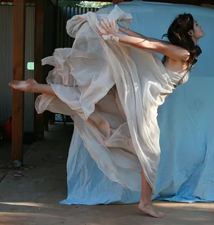 高清舞姿美女图片下载 高清舞姿美女图片下载