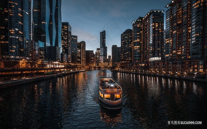 城市河流夜景图片