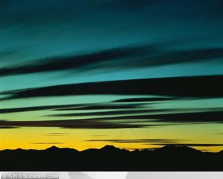 美丽天空-绚丽多彩的夜空