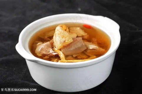 蒸天麻炖乳鸽 蒸天麻炖乳鸽