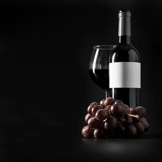 红酒酒杯酒瓶葡萄 红酒酒杯酒瓶葡萄