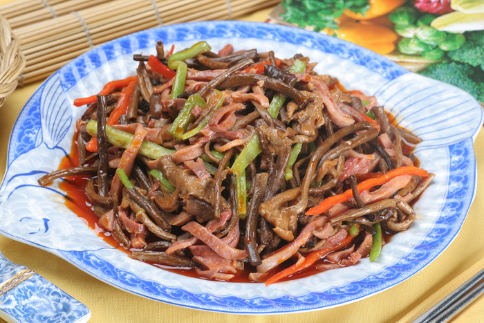 茶树菇炒肚丝