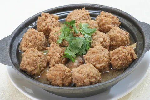 铁锅骨渣丸子 铁锅骨渣丸子