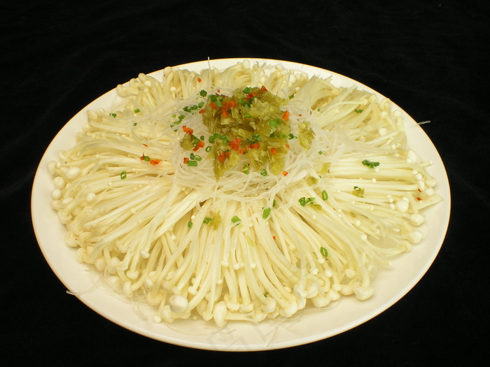  粉丝蒸金针菇