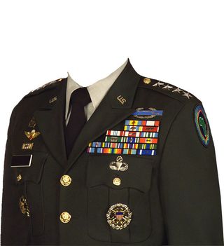 军装证件照侧身男士、