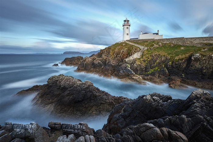高清唯美海岸礁石灯塔风景图片