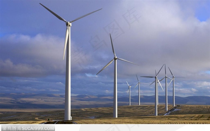低碳环保素材--成排风车风力发电