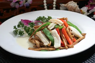 茶树菇炒鲜鱿22元