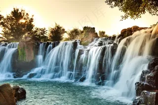 高清唯美瀑布风景图片