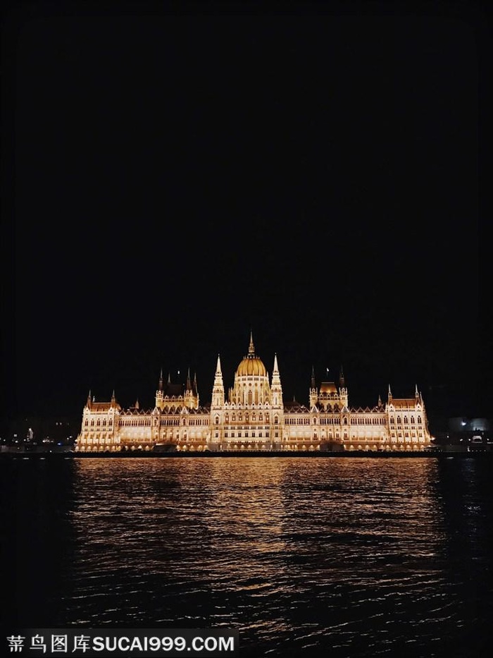夜晚白宫正面景色
