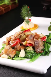 老妈菜梗炒鱼干 (2) 老妈菜梗炒鱼干 (2)