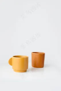 一对陶瓷杯图片 一对陶瓷杯图片