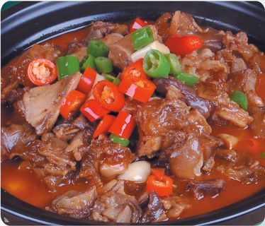 J04-0080   砂锅牛八卦