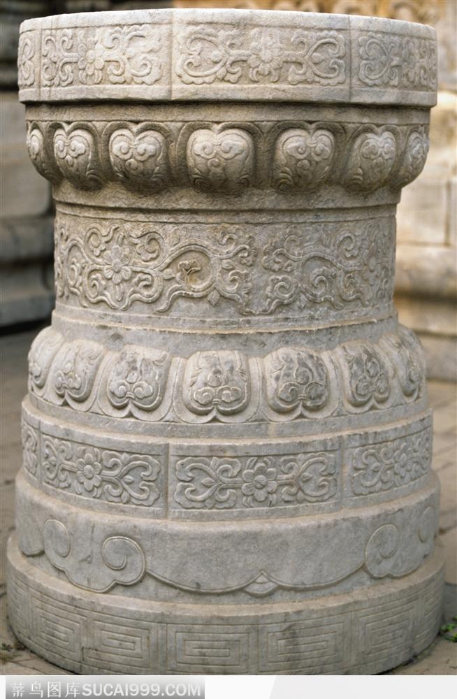 中华石雕柱纹-精美的浮雕植物花纹
