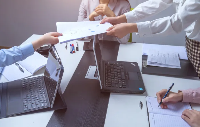 团队交流合作客服 团队交流合作客服